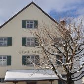 Gemeinde Göfis schnallt  Gürtel enger