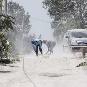 Eruption zerstört Vulkangipfel