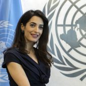 Amal Clooney übernimmt Mandat für Journalisten in Myanmar