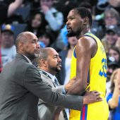 Rote Karte für Durant beim Comeback