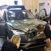 Arizona verbietet Fahrten mit Uber-Roboterautos