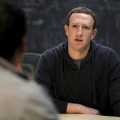 Nutzer verklagen Facebook wegen Datenschutz-Verstößen