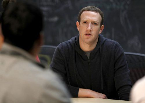 Facebook-Chef Mark Zuckerberg steht derzeit massiv in der Kritik. AP