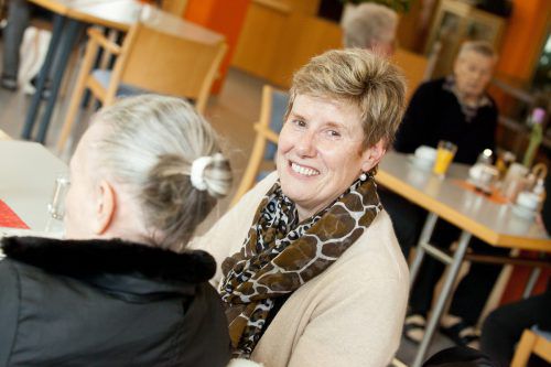 Im ganzen Land begleiten Ehrenamtliche als Hospizbegleiter schwer erkrankte Menschen und deren Angehörige ein Stück des Weges.   Caritas