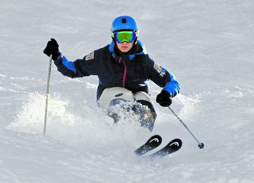Jakob Presslauer genießt heute den Heimvorteil auf der Buckelpiste am Lank. vsv