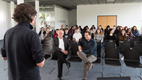 Beim Workshop bekamen die Schüler spannende Einblicke in die Medienwelt.  VN/Stiplovsek