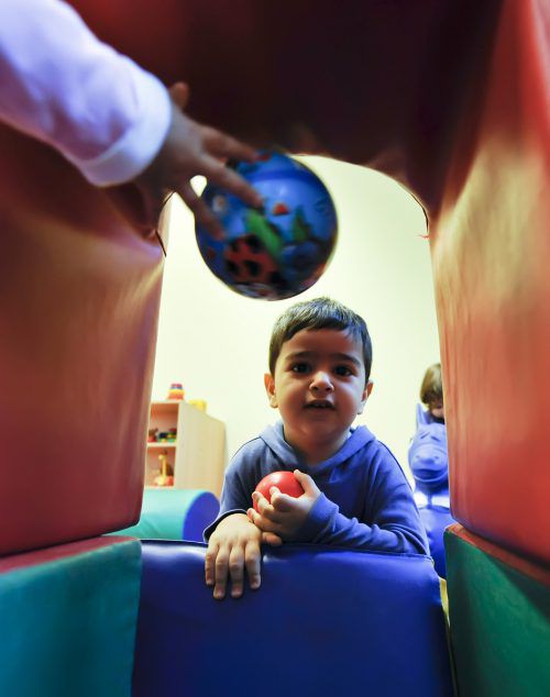 Ist der Ausbau der Kinderbetreuung in Gefahr? Dass der Bund keine Mittel für 2019 budgetiert hat, lässt im Land die Alarmglocken schrillen.  APA