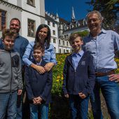 Zwölf Knaben und die neue Zeit in Riedenburg