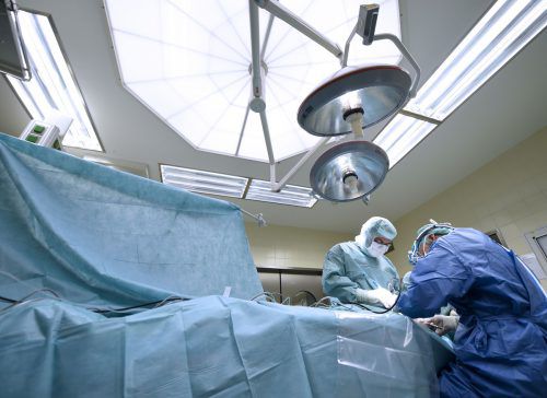 Was bei einer Auflösung der AUVA mit ihren Spitälern passieren würde, ist völlig offen, erklärt Gesundheitsökonom Pichlbauer. APA