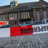 Messerattacke in deutschem Zug: Polizei erschießt Angreifer