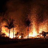 Lavaströme des Vulkans Kilauea ziehen Schneise der Zerstörung