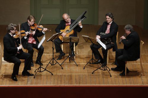 Die Philharmonia Schrammeln Wien begeisterten am Sonntag nicht nur die zahlreichen Mütter im Markus-Sittikus-Saal.