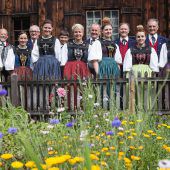 Mundart und Tracht