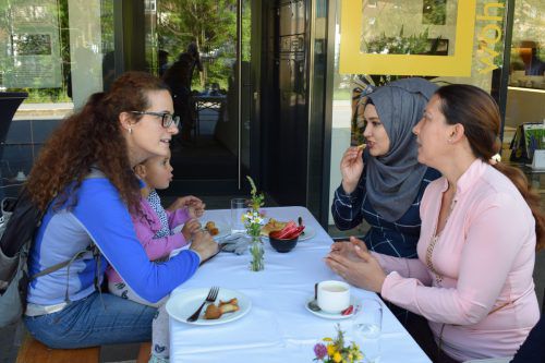 Reger Gedankenaustausch von syrischen und österreichischen Frauen. mo