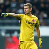 Lukas Hradecky wird neuer Teamkollege von Leverkusens Ramazan Özcan