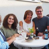 Altacher Unternehmerduo lud zum Straßenhock