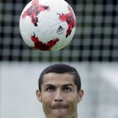 Bundesliga mit gleichen Ball wie WM-Teams