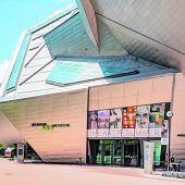 Moderne Kunst trifft Tradition