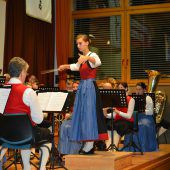 Mit Taktstock und Trompete
