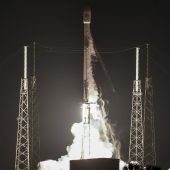 SpaceX verschiebt Mondtrip für zahlende Weltraumtouristen