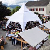 Doren genießt den Sommer