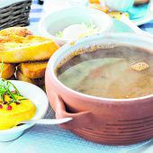 Ein Gaumenschmaus: Bouillabaisse