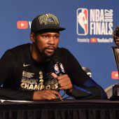 Kevin Durant hat bei denWarriors verlängert