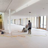Erster Kontakt mit neuer Harder Schule