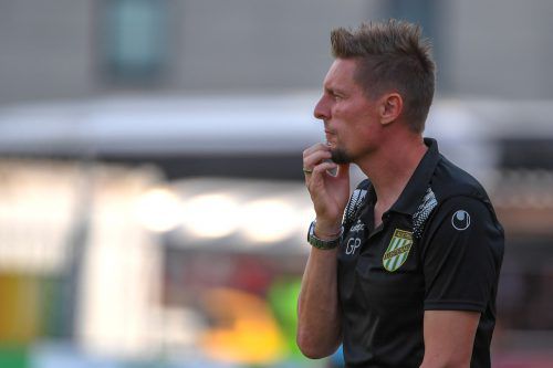 Austria-Trainer Gernot Plassnegger sieht trotz gutem Saisonstart noch viel Steigerungspotenzial in der Mannschaft. gepa