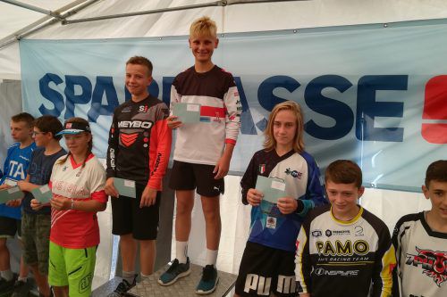 Bjarne Schedler (Mitte) gewann bei der Deutschschweizer BMX-Meisterschaft in der Kategorie Boys 12-13. VN