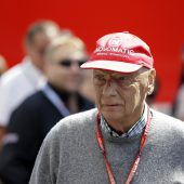 Niki Lauda ist  „auf dem Weg der Besserung“