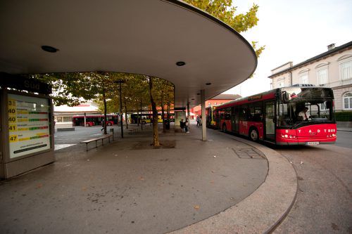 Der Verkehrsknotenpunkt Busbahnhof in Dornbirn stößt langsam an seine Kapazitätsgrenzen. VN/Rhomberg