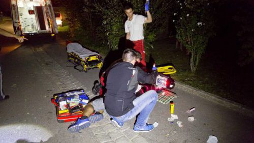 Der Verkehrsrowdy konnte vom Polizisten überwältigt und zunächst vor Ort ambulant behandelt werden.  d. mathis