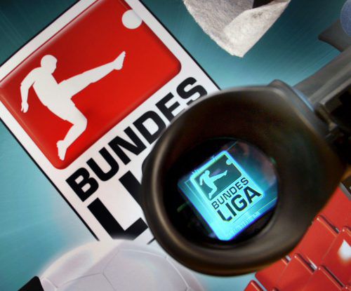 Die deutsche Bundesliga startet in ihre 56. Saison. ap
