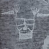 Prähistorische Fels-ritzungen im Alpenraum