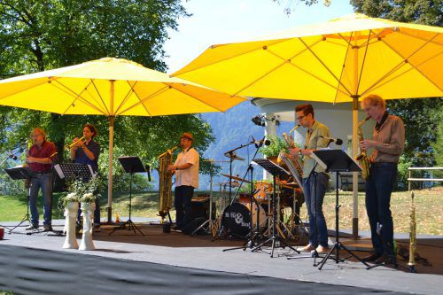 Die Formation „Horns & Beat“ sorgte zum Abschluss des Blumenegger Sommers für eine gute Stimmung.  BI