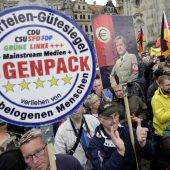 Demonstrant der rechtsextremen Pegida arbeitet für die Polizei