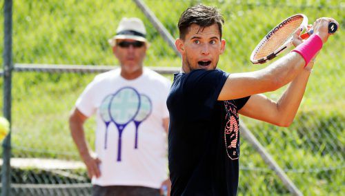 Erst seit wenigen Tagen kann Dominic Thiem nach seiner unfreiwilligen Pause wieder trainieren.