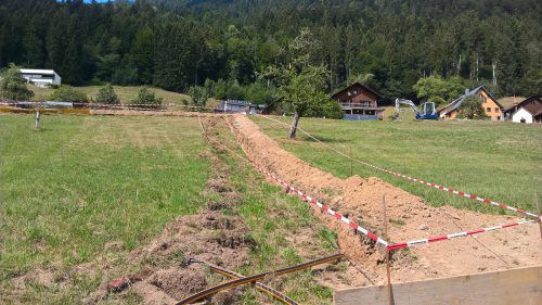 Im gesamten Gemeindegebiet von Dünserberg laufen aktuell Grabungsarbeiten für das Breitbandinternet.   gemeinde