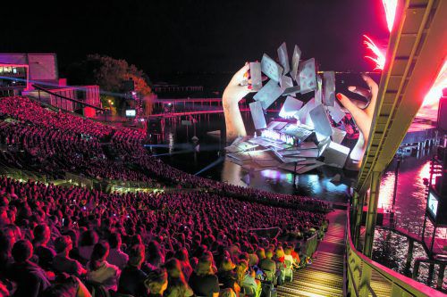 In zwei Sommern wurde die Oper „Carmen“ auf dem See von etwa 400.000 Menschen gesehen. VN/Sams