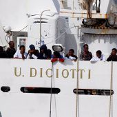 Italien lässt Migranten nicht von Bord