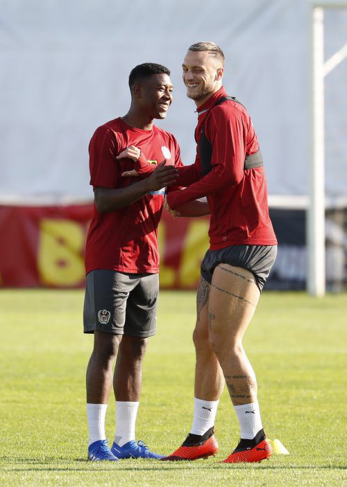 David Alaba (links) wird heute als Kapitän fungieren, Marco Arnautovic wird Österreich gegen Bosnien als Kapitän auf das Feld führen. gepa