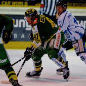 EHC lacht von der Tabellenspitze