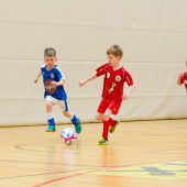 Saisonbeginn der Rothosen-Ballschule