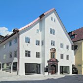 Haus mit Geschichtefit für heute gemacht