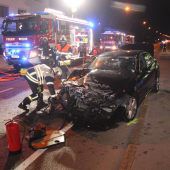Promillefahrt endet mit Frontalkollision