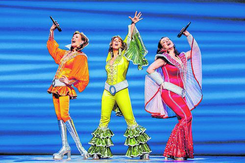 Im Februar 2019 gastiert MAMMA MIA! im Festspielhaus. Morris Mac Matzen