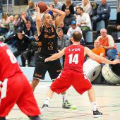Beweglicher Big Man mit Gardemaßen