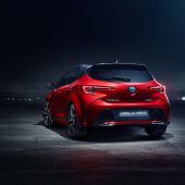 Autonews der WocheDer Toyota Corolla gibt ein Comeback / Fiat wertet den 500X auf / Erster VW-Transporter mit Elektroantrieb