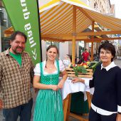 Gabenkorb vom Bauernmarkt für Familie in Not